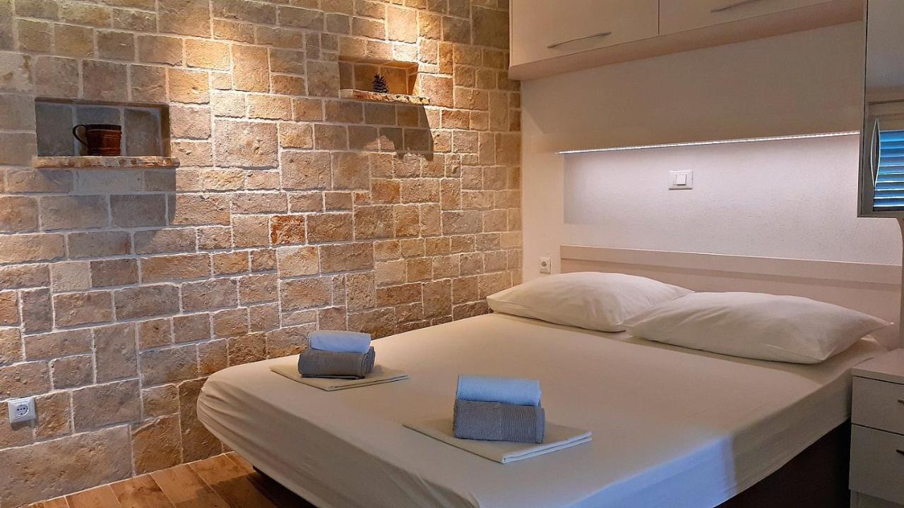 Stone House Bonaca Baška Voda Exterior foto